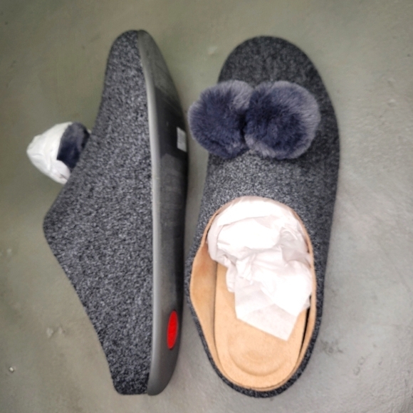 [BNIB] Fitflop Chrissie Pom Pom Felt Slippers Size 6 ⚫️⚫️ - Picture 9 of 13
